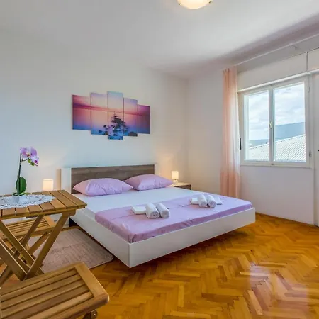 Azur Apartmán Novi Vinodolski