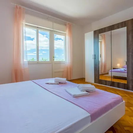 Azur Apartmán Novi Vinodolski